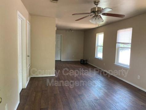 1011 Advance Street San Marcos TX 78666
