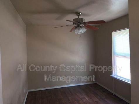1011 Advance Street San Marcos TX 78666