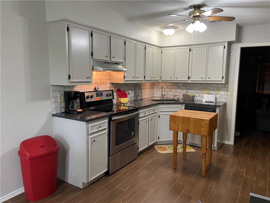 702 Blackwell Avenue Manchaca TX 78652